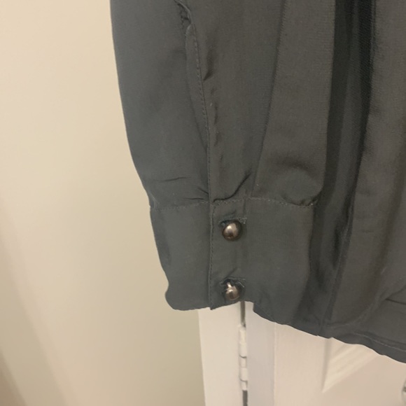 Mendocino charcoal grey blouse - Picture 2 of 3